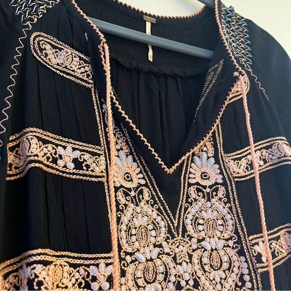 Free People Wind Willow Long Sleeve Peasant Style VNeck Mini Dress Navy Pink XS - Picture 10 of 14